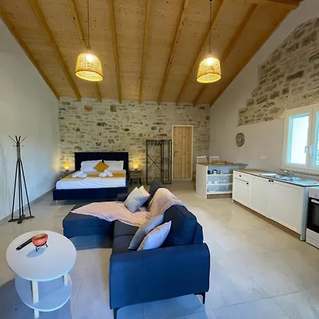 Casa Diatsenta * Mpogdanatika