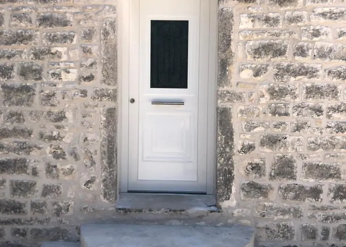 Casa Diatsenta * Mpogdanatika
